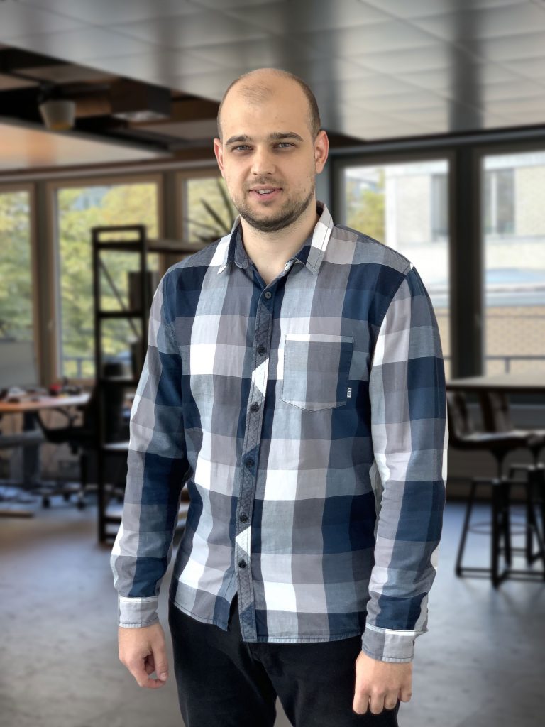 Marek Hajdik Software Engineer